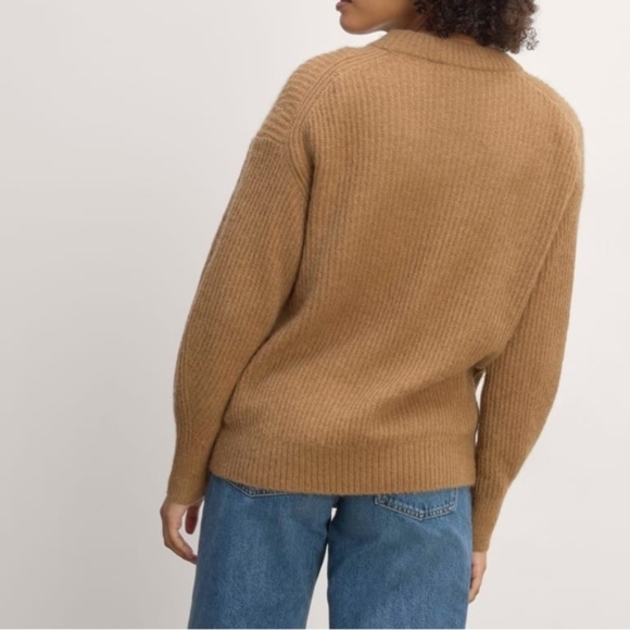 💘 Everlane The Cocoon Crew in Alpaca in Tiger’s Eye Tan Women’s Size Small - Picture 3 of 9